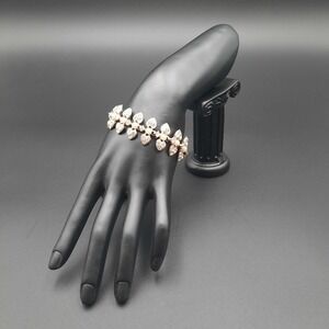 VTG Heart Cluster Rhinestone & Faux Pearl Link Bracelet – Gold Tone Floral Style